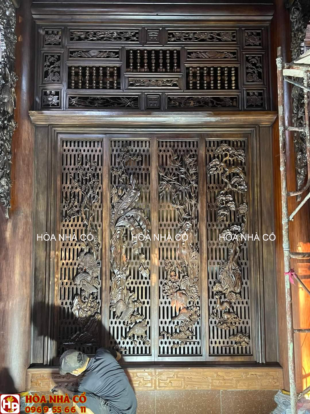 Một số mẫu cửa gỗ bức bàn sử dụng trong nhà thờ họ đẹp